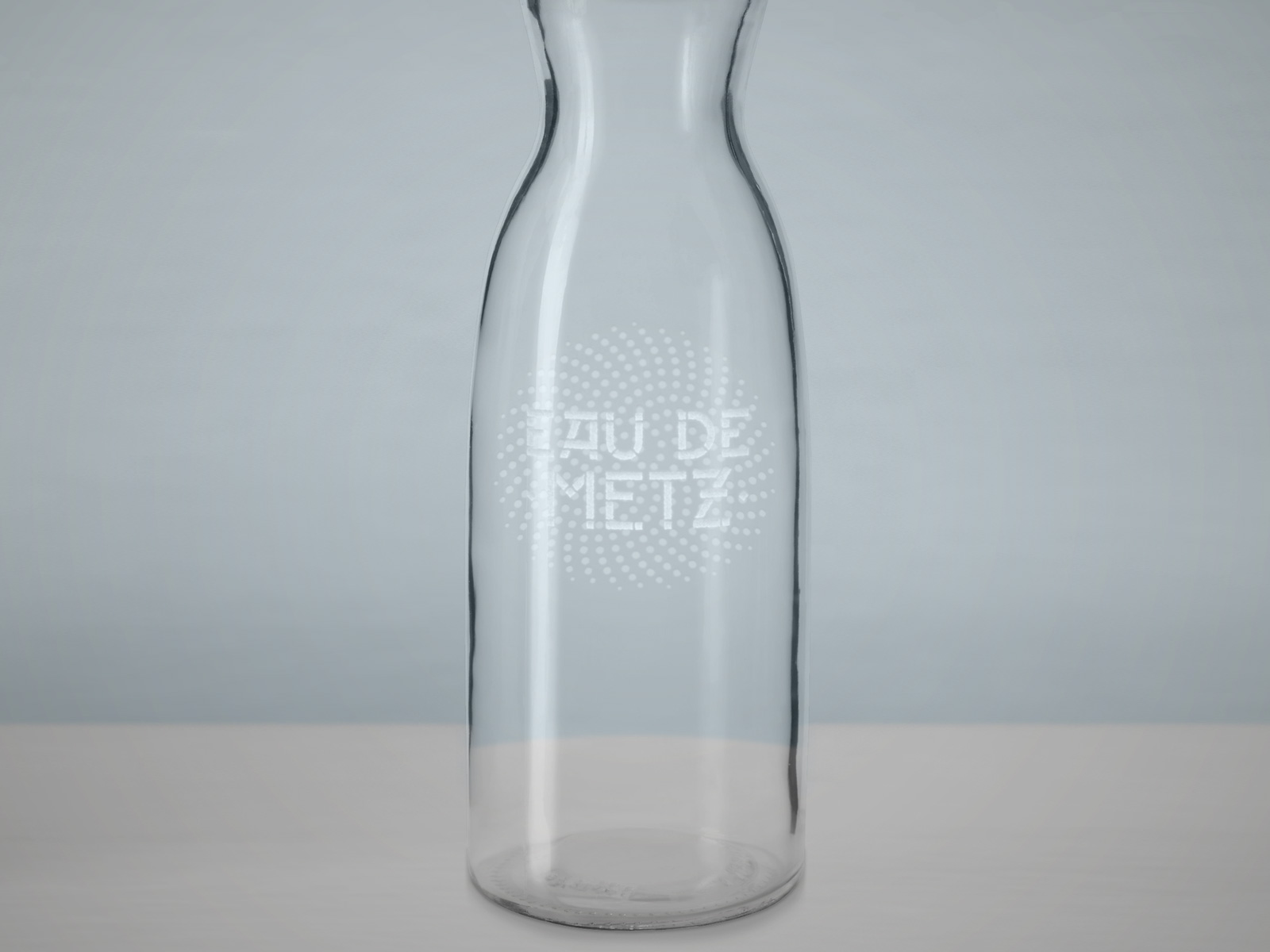 Bouteille gravée Eau De Metz