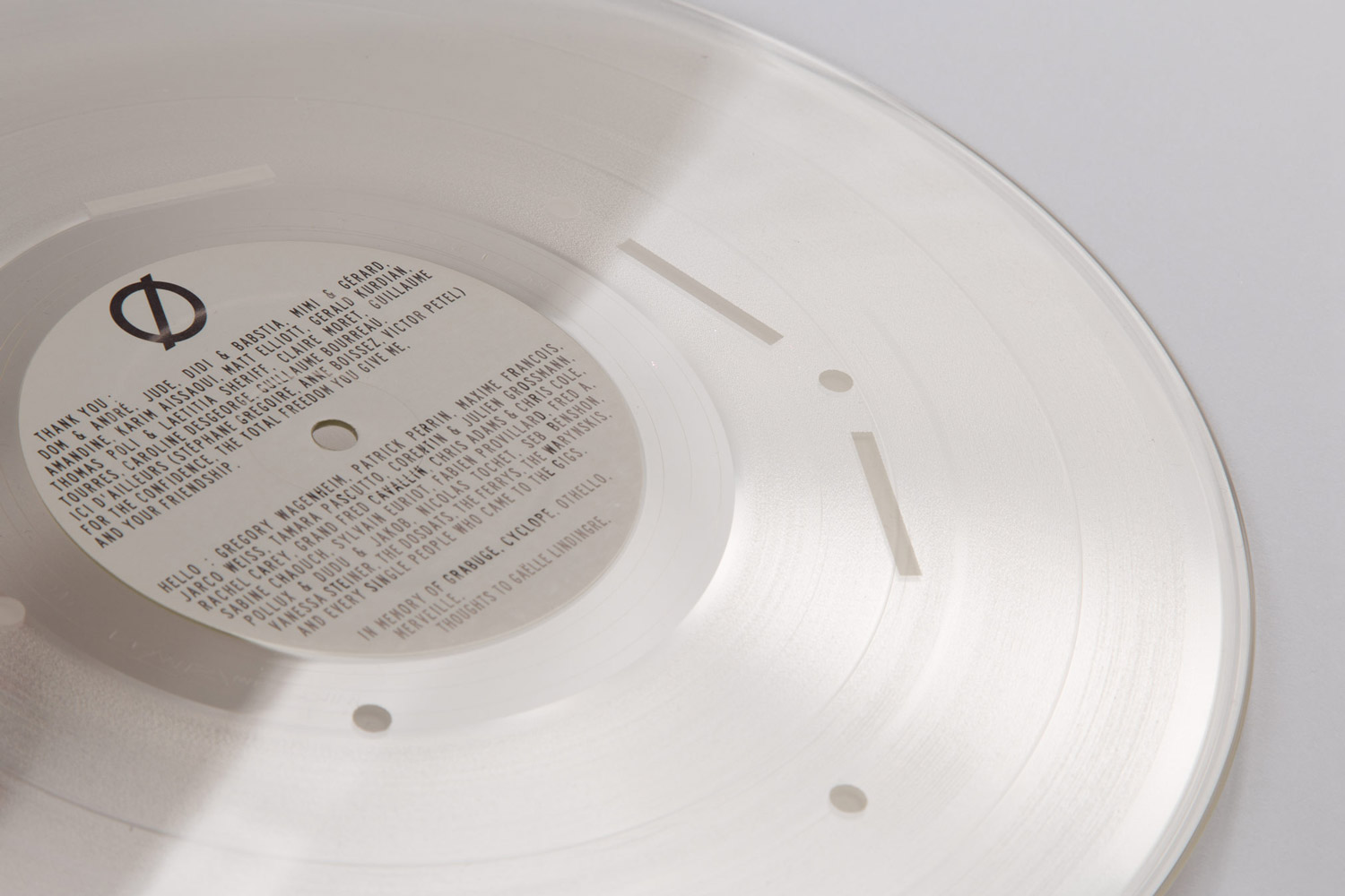 Invisible détail gravure vinyl