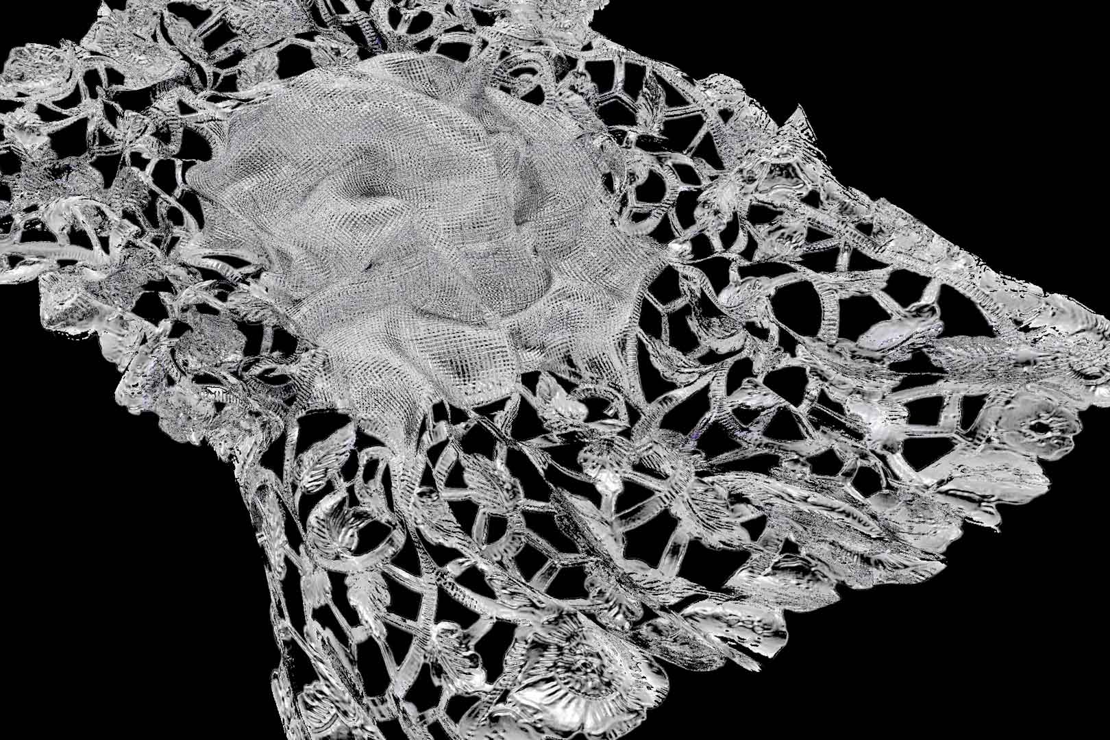 un napperon métallique en apesanteur