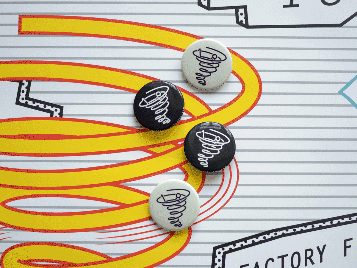 Musiques Volantes 18 badges phosphorescents